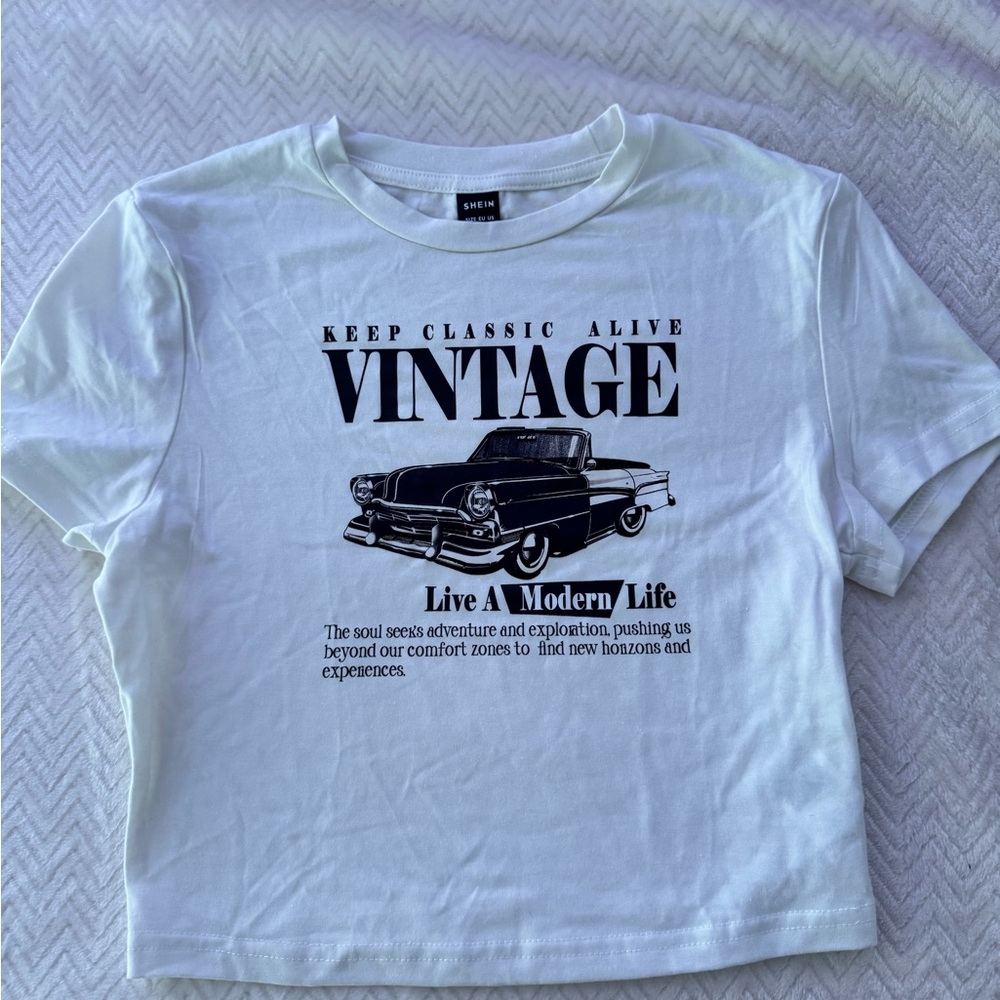 SHEIN White Vintage Graphic Crop Top